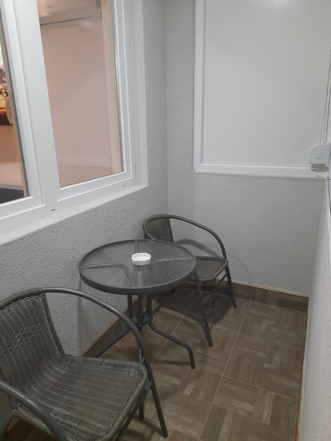 Holiday Apartaments 2 Ni Exterior foto